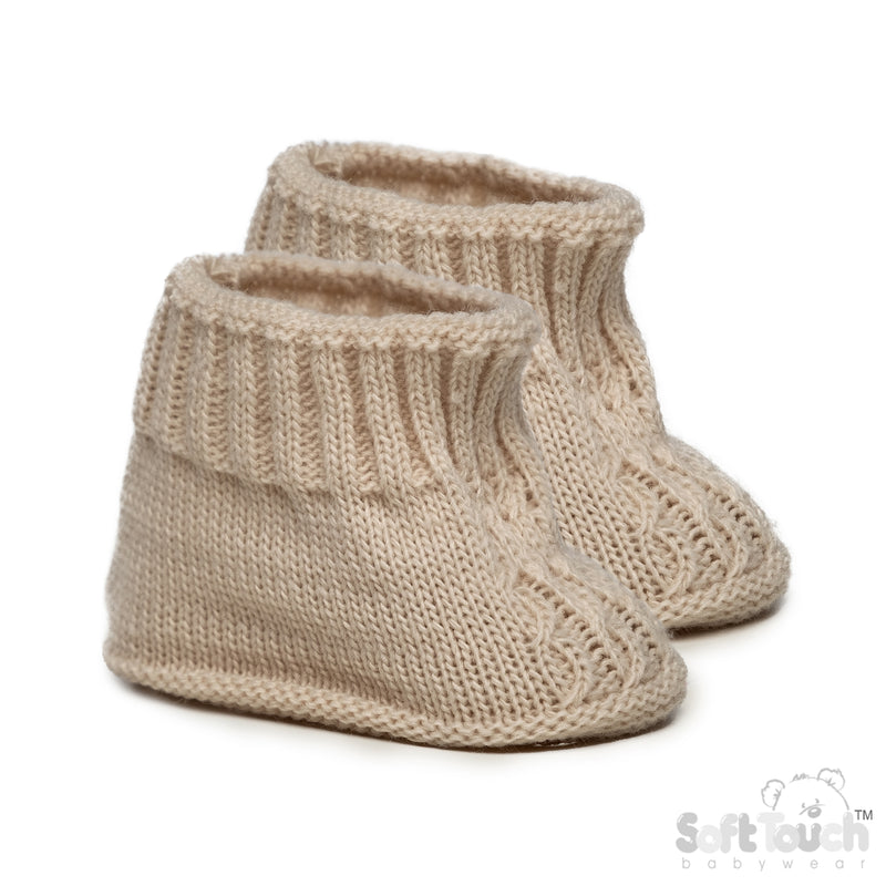 BISCUIT ACRYLIC BABY BOOTEES W/CHAIN KNIT - S440BI